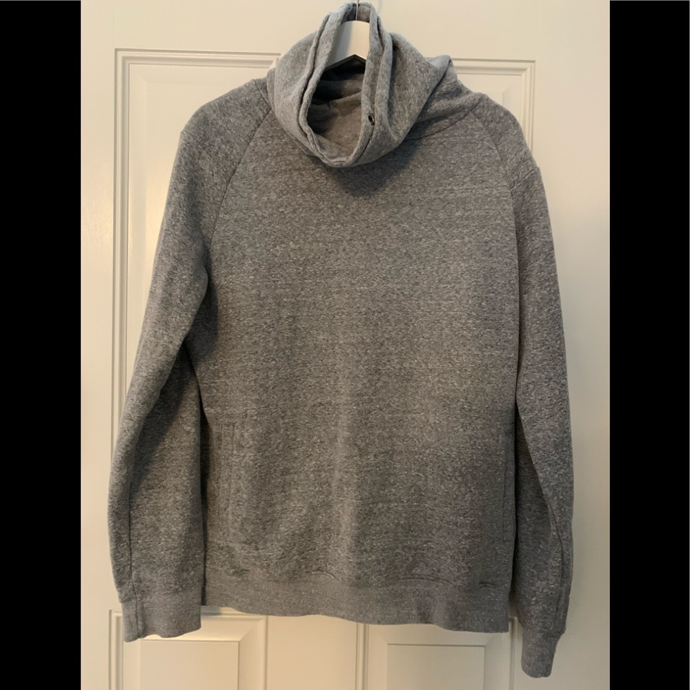Men’s sweater